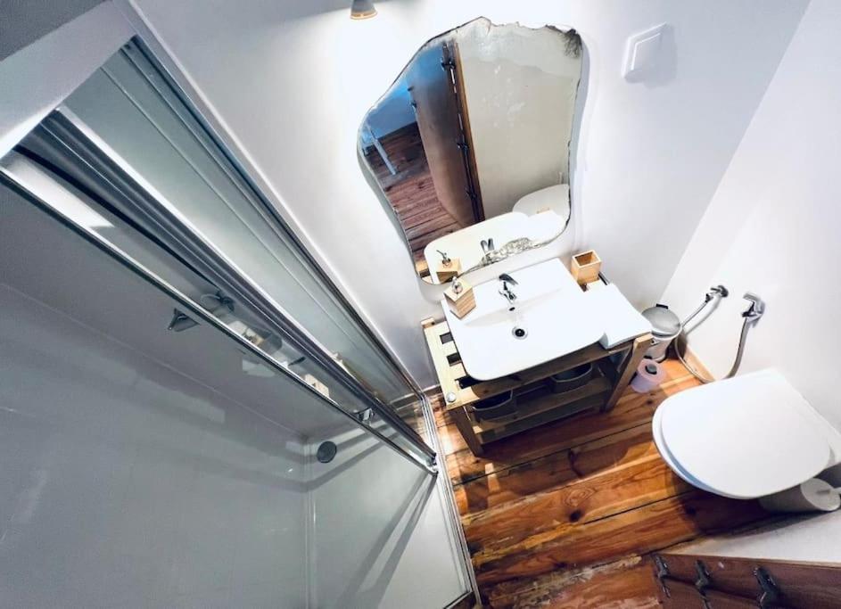 Lovely Mezzanino Close To Lx Factory Apartamento Lisboa
